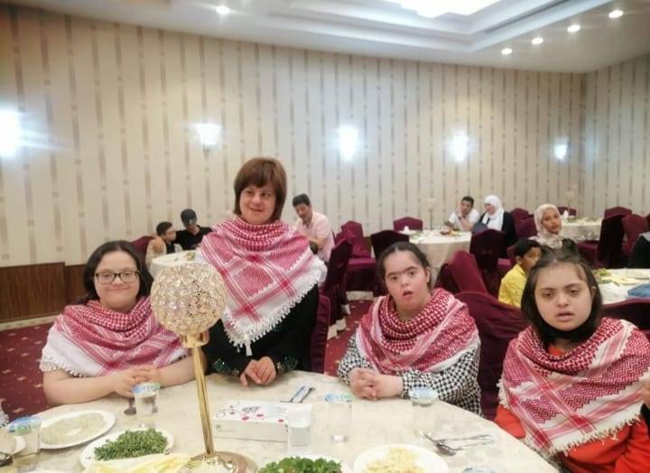 السيدة سوزان ابونعمة تقيم افطارا رمضانيا للاطفال واليافعين من ذوي متلازمة داون وذويهم
