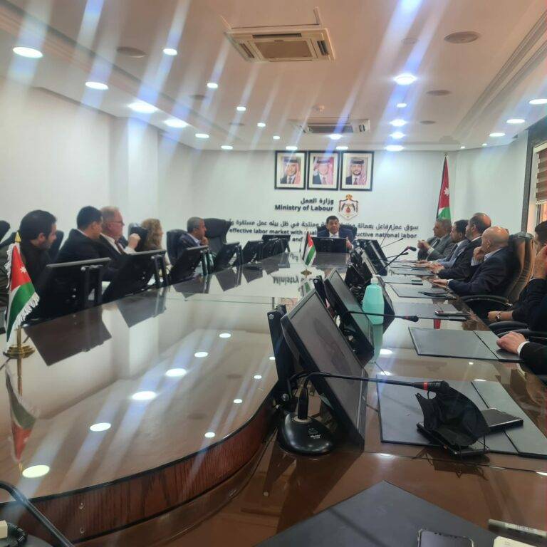 بحث إدماج القطاع الخاص في تنفيذ برامج التدريب المهني