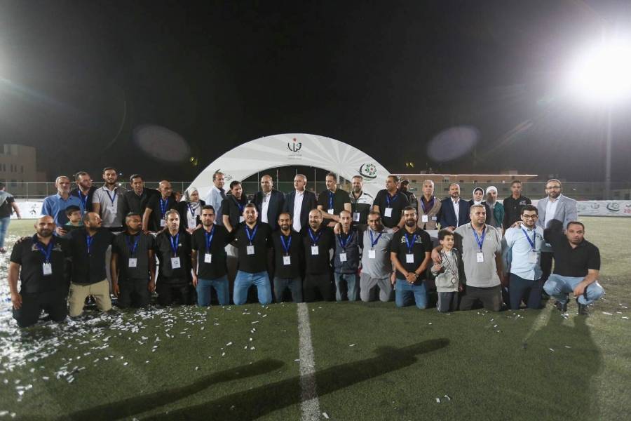 مندوبا عن سمو ولي العهد وزير الشباب يرعى اختتام بطولة خماسيات كرة القدم الرمضانية