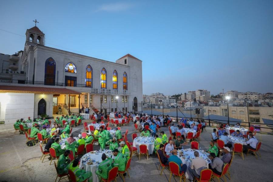 المركز الكاثوليكي يهنىء بحلول عيد الفطر السعيد