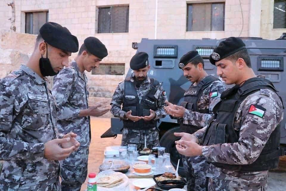 الأمن العام : نودع رمضان والقلب مشتاق لرمضان .. ونشهد الله أنه كان لنا شهر عمل وعبادة .. صور 