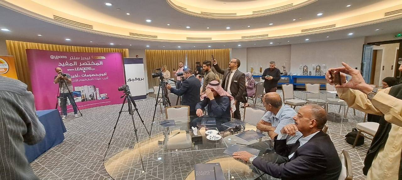 (عرسي مع مرسي) مبادرة مجتمعية اعلامية لحل مشكلة الزواج 