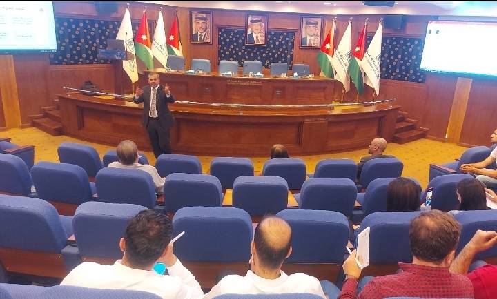 وزارة العمل تحث الفنادق والمطاعم السياحية والمهن الميكانيكية على الاستفادة من التشغيل الوطني في اختيار الأيدي العاملة الأردنية لقطاعاتهم