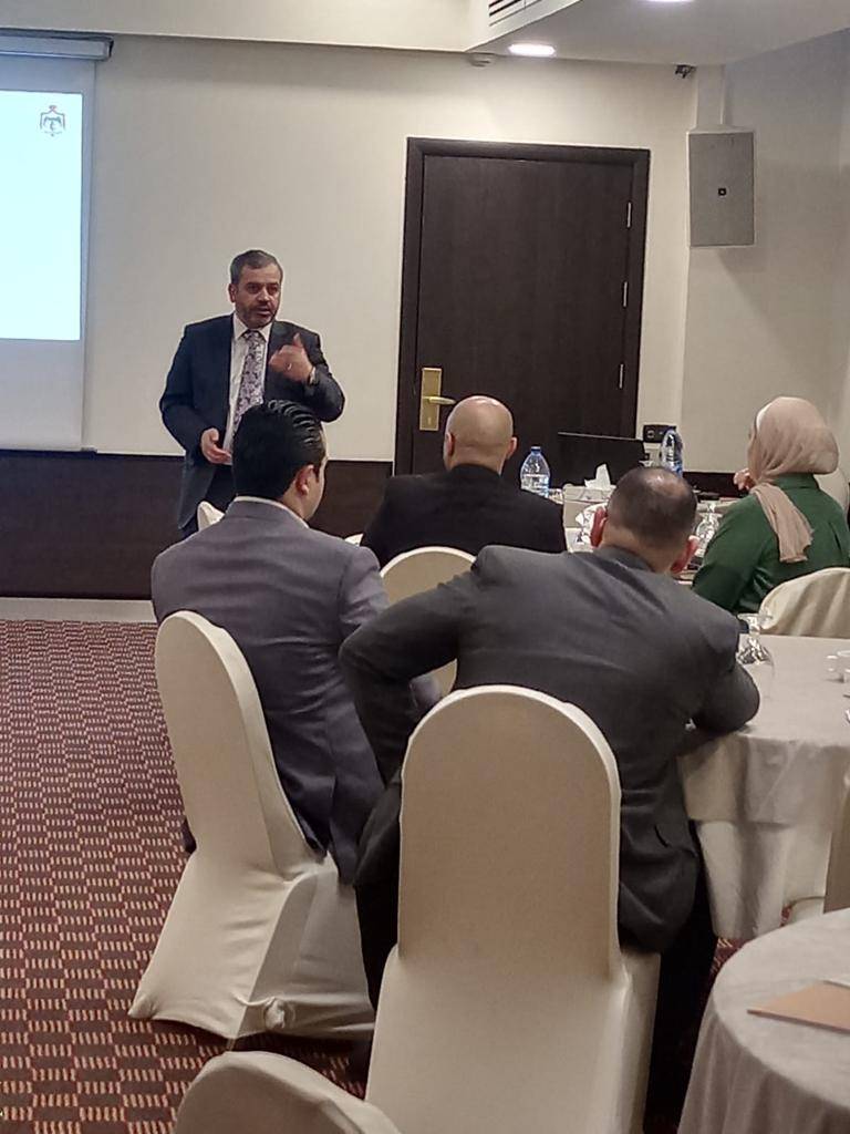 وزارة العمل تحث الفنادق والمطاعم السياحية والمهن الميكانيكية على الاستفادة من التشغيل الوطني في اختيار الأيدي العاملة الأردنية لقطاعاتهم