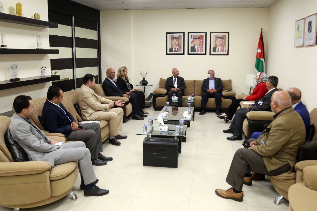  المهندسين تشارك في فعاليات اليوم العلمي المعماري في جامعة الشرق الأوسط