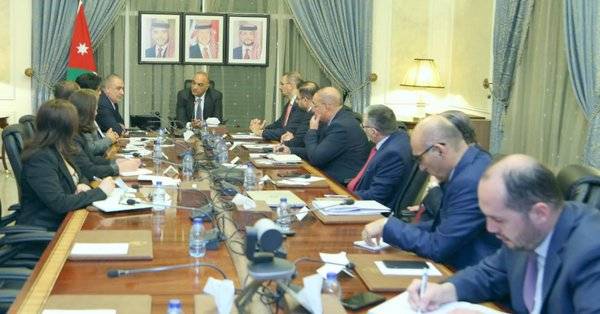 المفلح يتسقبل نظيره الفلسطيني ويبحث معه مجالات التعاون الاجتماعي