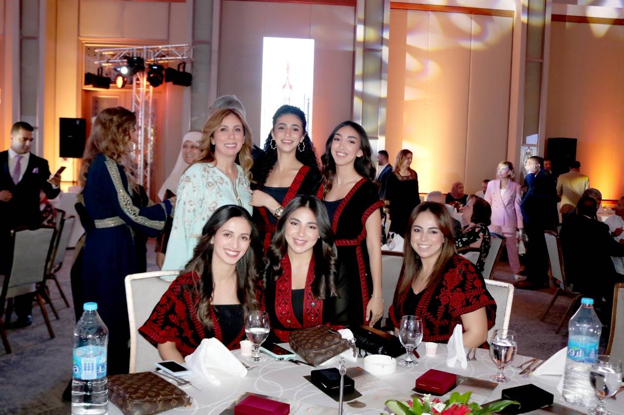 حفل لتكريم صناع مسلسل حضور لموكب الغياب  صور