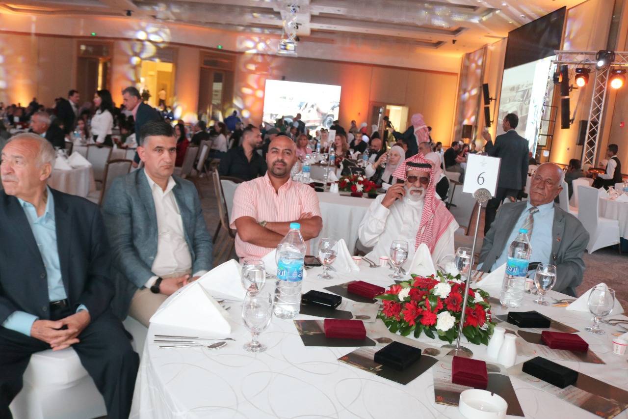 حفل لتكريم صناع مسلسل حضور لموكب الغياب  صور