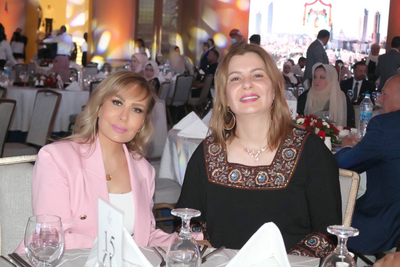 حفل لتكريم صناع مسلسل حضور لموكب الغياب  صور