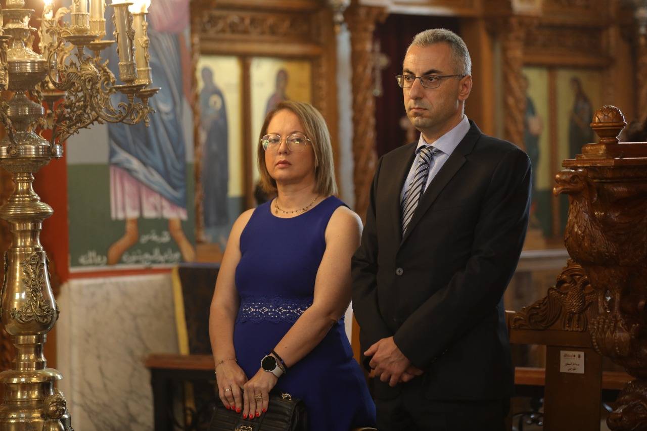 إحتفالُ الكنيسةِ الأرثوذكسيَّةِ بعيدِ الإستقلالِ وحضورٌ عسكريٌّ مَهيب  