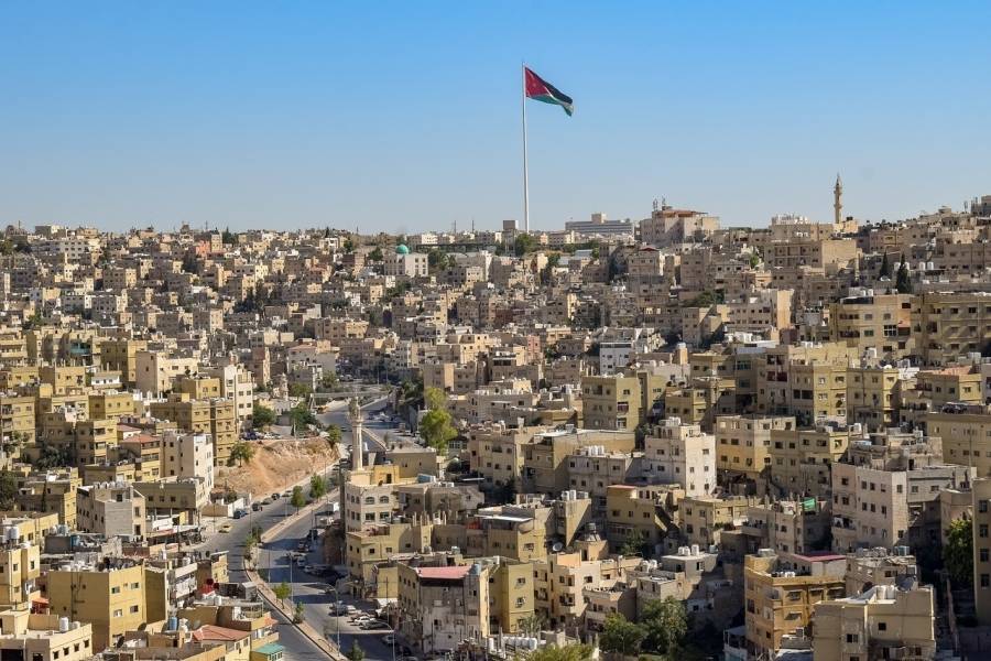 أجواء لطيفة الحرارة الإثنين