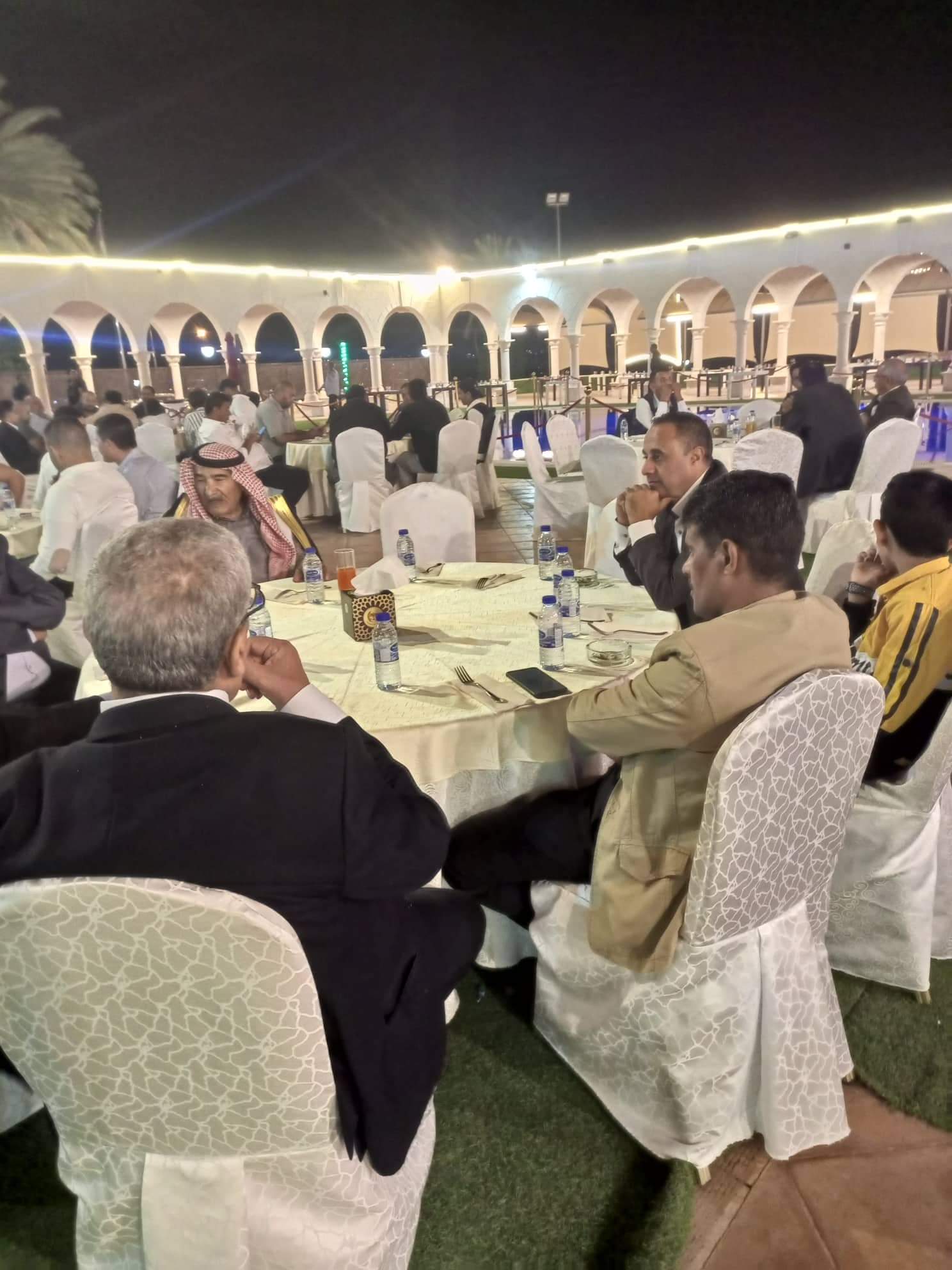 الكابتن الطيار الحربي عمر الخريشا مبارك الزفاف