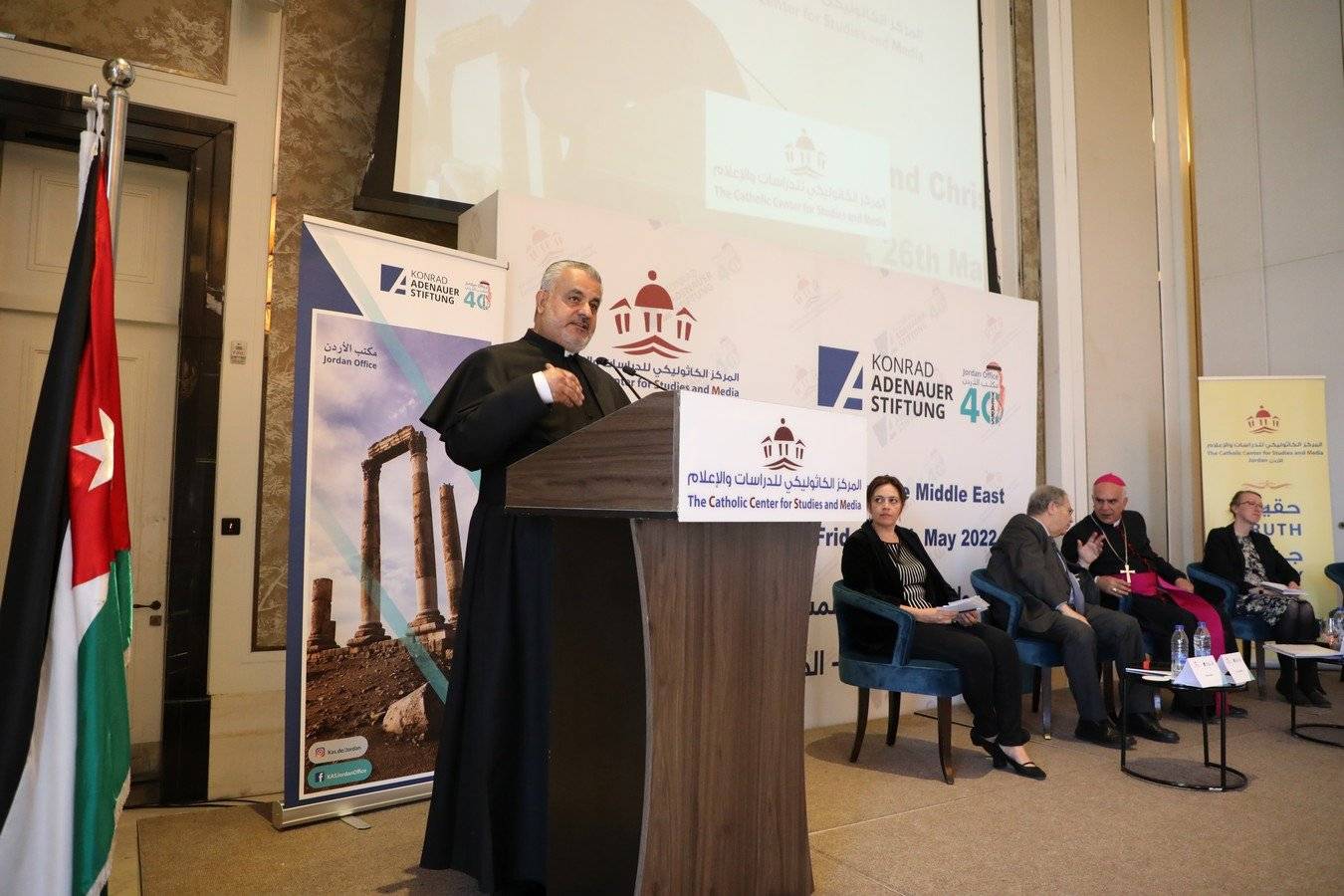  اختتام مؤتمر المسيحيين في الشرق بالتأكيد على دعم السياحة إلى الأردن