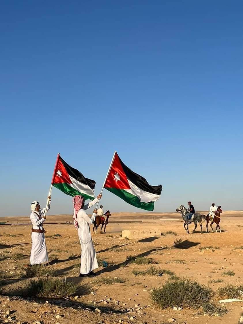 قطاع الإدارة المحلية يتصدر مشهد الاحتفالات بعيد استقلال المملكة الـ (76) صور