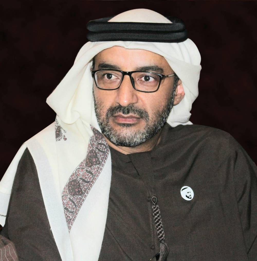 اتحاد الجامعات المكسيكية يمنح خالد الظنحاني دكتوراه فخرية ووسام التنمية الثقافية