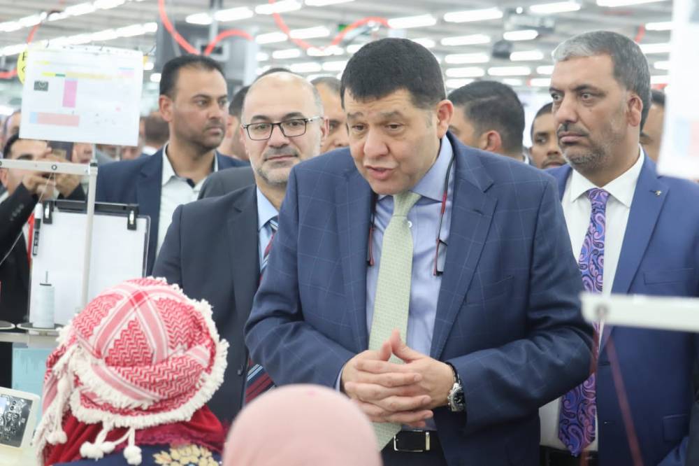 1750   فرصة عمل للأردنيين في مصنع افتتحه وزير العمل في الضليل وافتتاح توسعة مصنع آخر