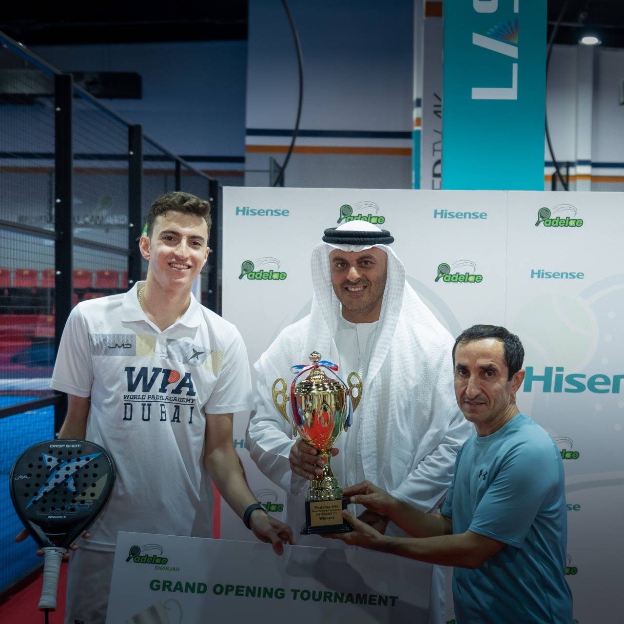 طارق بن فيصل القاسمي يفتتح نادي (بادل أيه إي ) بالشارقة