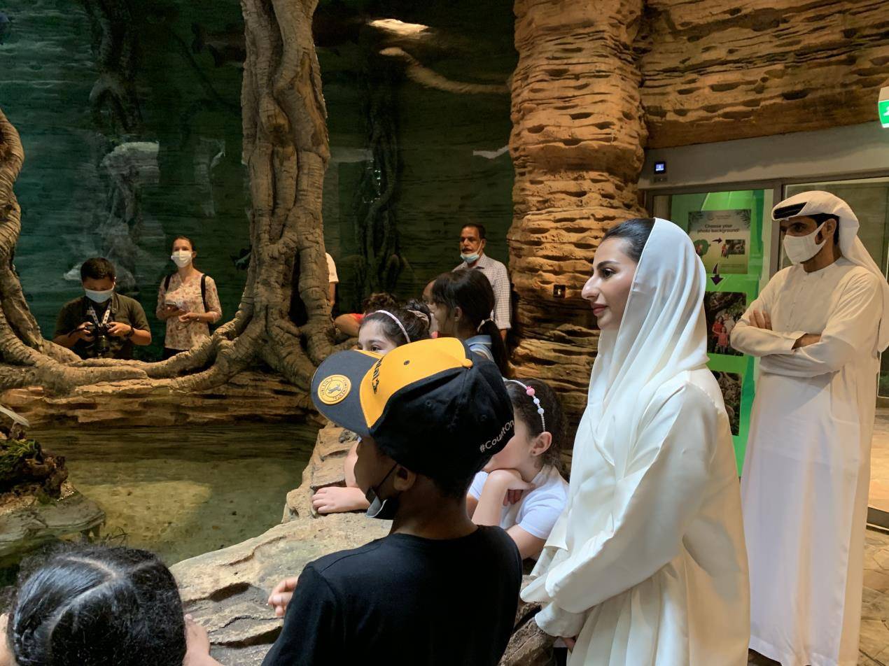 سمو الشيخة صنعا آل مكتوم تتقاسم لحظات السعادة مع الأطفال الأيتام والمحرومين