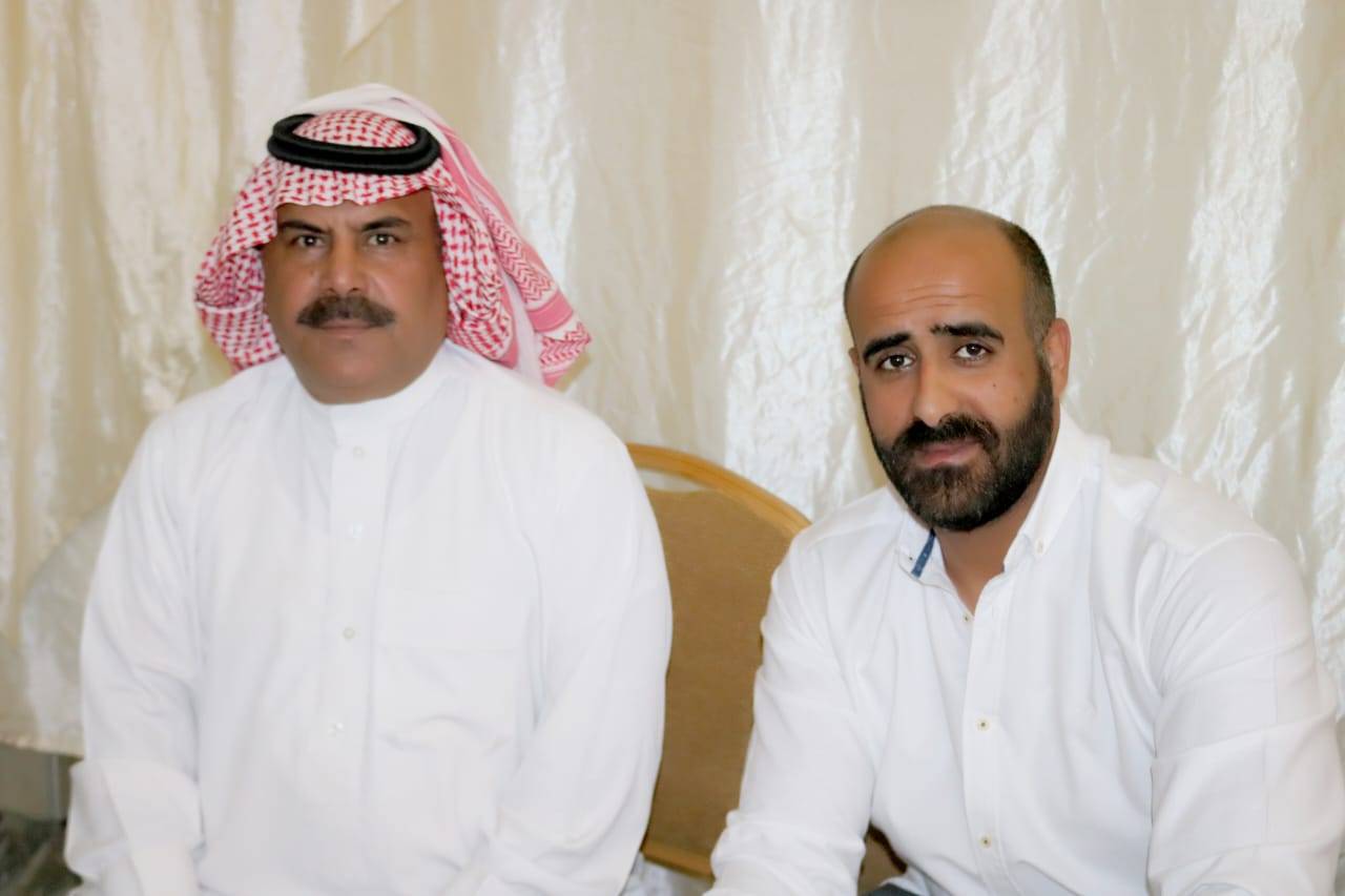 مأدبة عشاء بمناسبة مرور عام على وفاة الشيخ  عبدالعزيز هايل ابوجنيب    صور