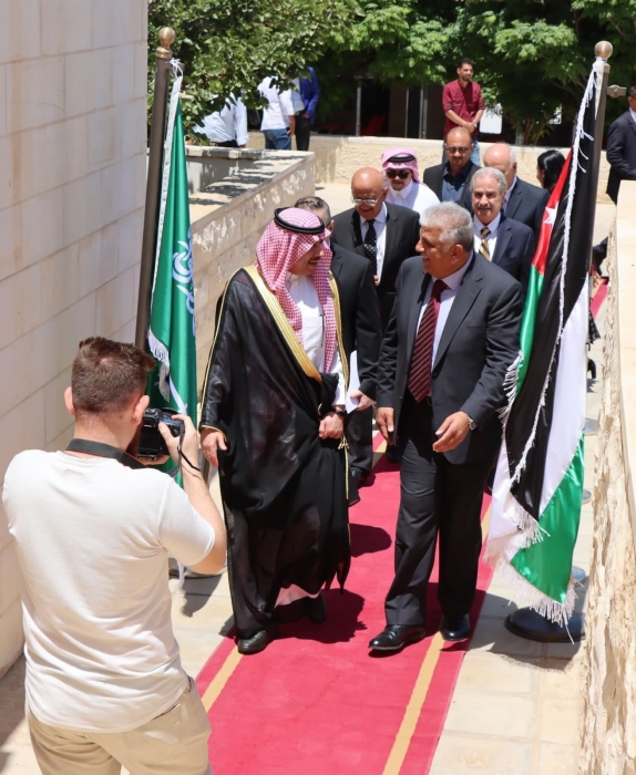 الجامعة الأميركية في مادبا تستضيف سفير خادم الحرمين الشريفين في المملكة