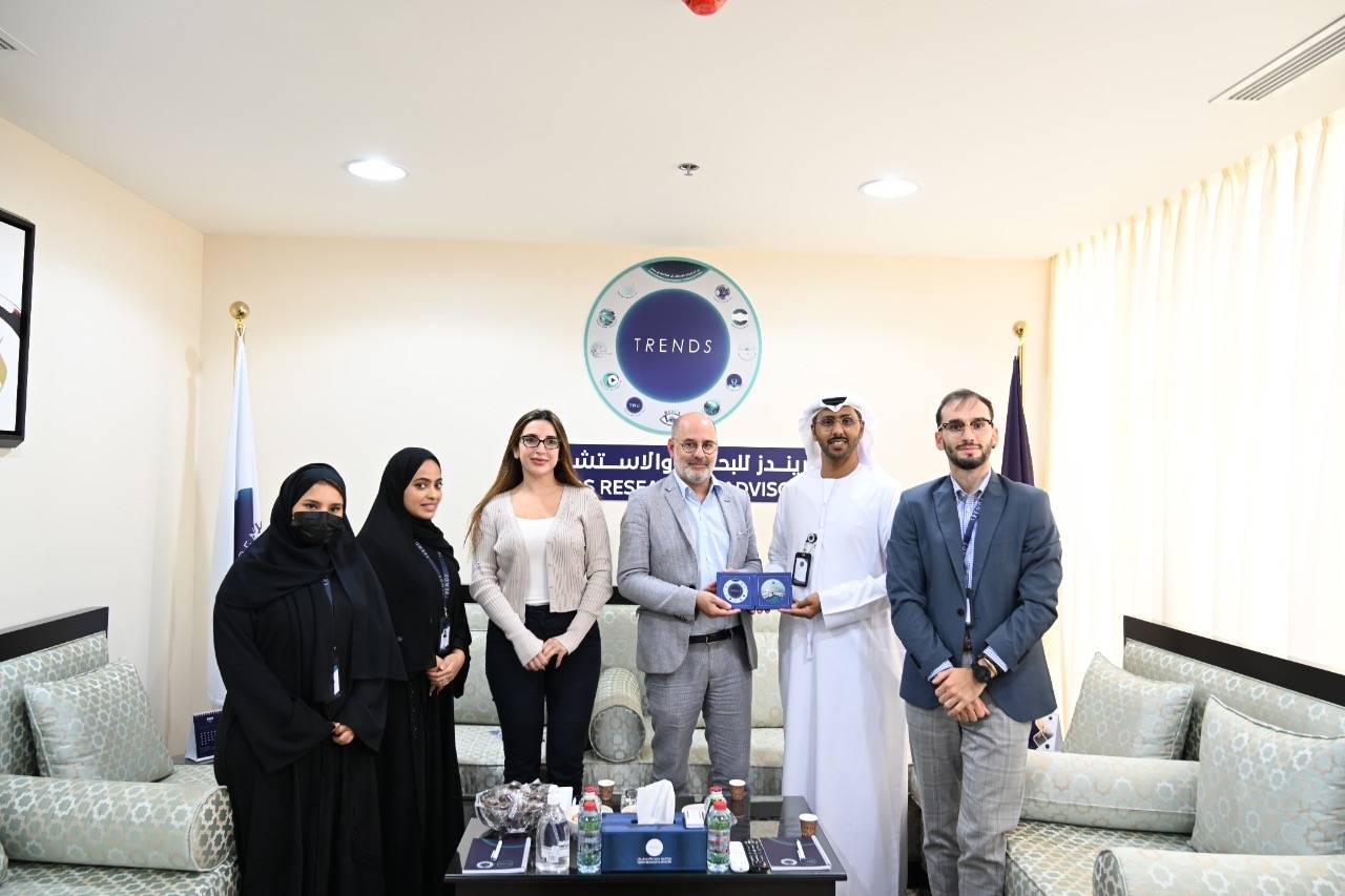 تريندز والسفارة السويسرية يستعرضان آفاق التعاون البحثية مع مراكز الفكر في سويسرا  