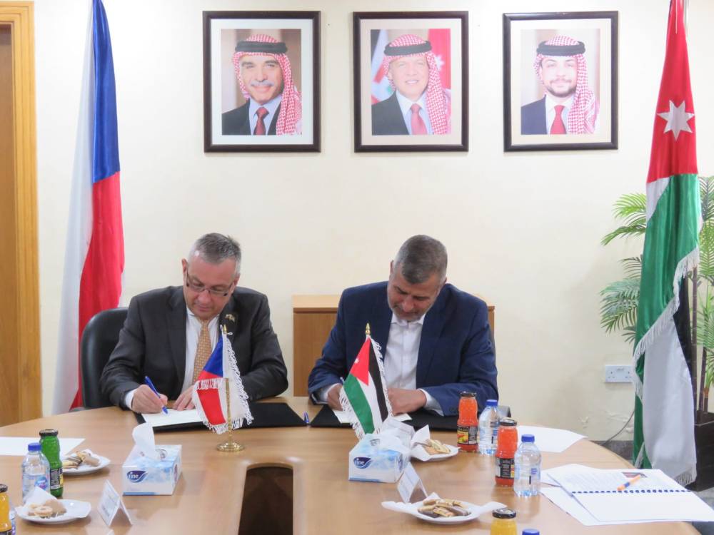 مذكرة تفاهم اردنية –تشيكية للتعاون في مجال الطاقة والتعدين   