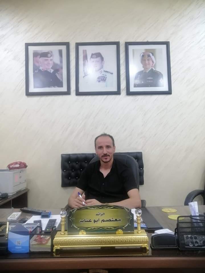 مهدي البشتاوي يهنئ الصديق معتصم ابوعناب بمناسبة   ترفيعه برتبة رائد