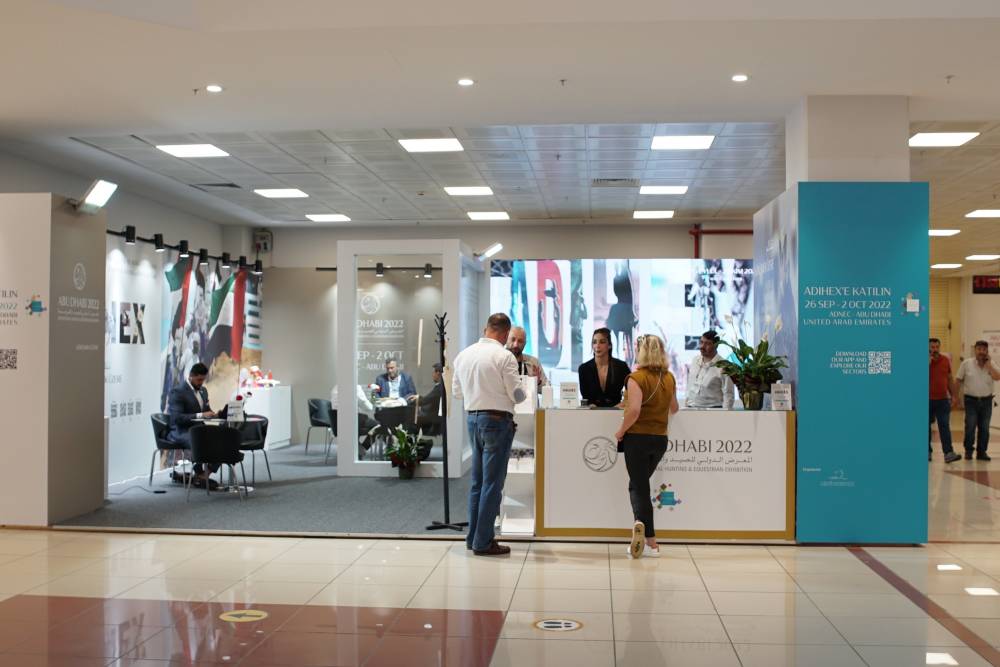 أبوظبي للصيد والفروسية يختتم مُشاركة ناجحة في معرض إسطنبول الدولي لأسلحة الصيد والرياضات الخارجية 