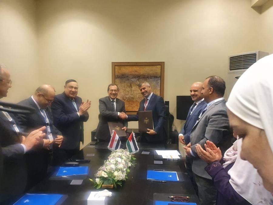 الأردن ومصر يوقعان مذكرة تفاهم للتعاون في مجال الثـــروات المعدنية والنفط  والغاز الطبيعي