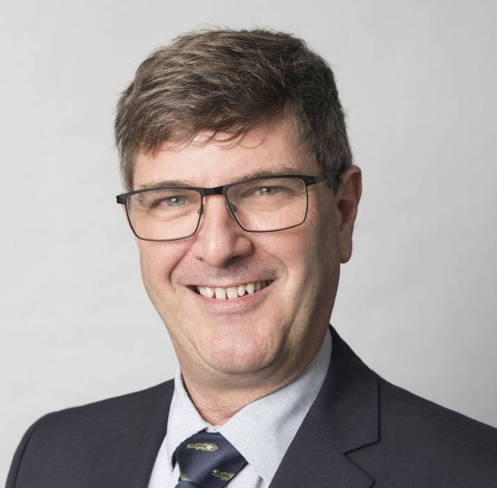 جامعة محمد بن راشد للطب والعلوم الصحية توقّع مذكّرة تفاهم مع الكلية الملكية الأسترالية لجرّاحي الأسنان لتعزيز التعاون الأكاديمي