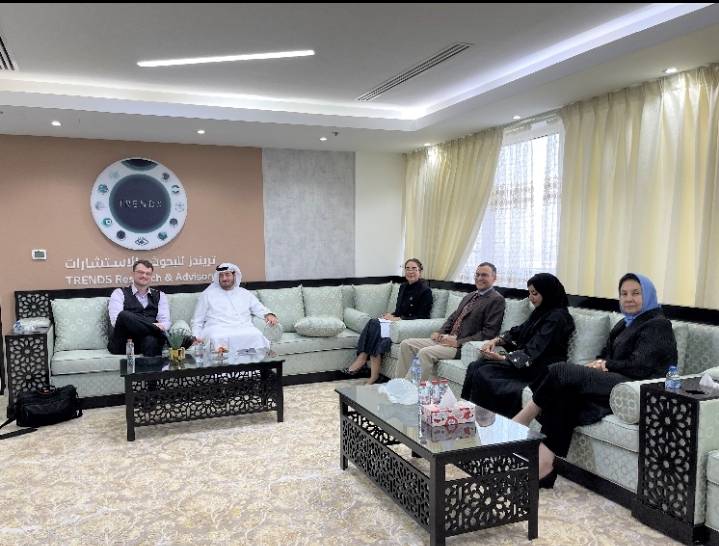 مركز تريندز ومؤسسة محكمة الفضاء يستعرضان سبل التعاون البحثي والمعرفي المشترك