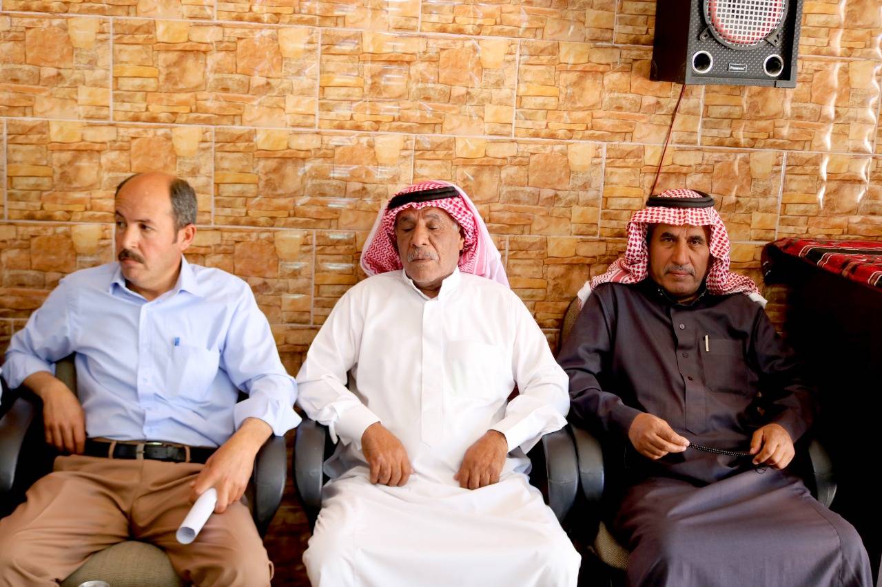 توقيع وثيقة ضبط جلوه عشائريه في الموقر  صور 