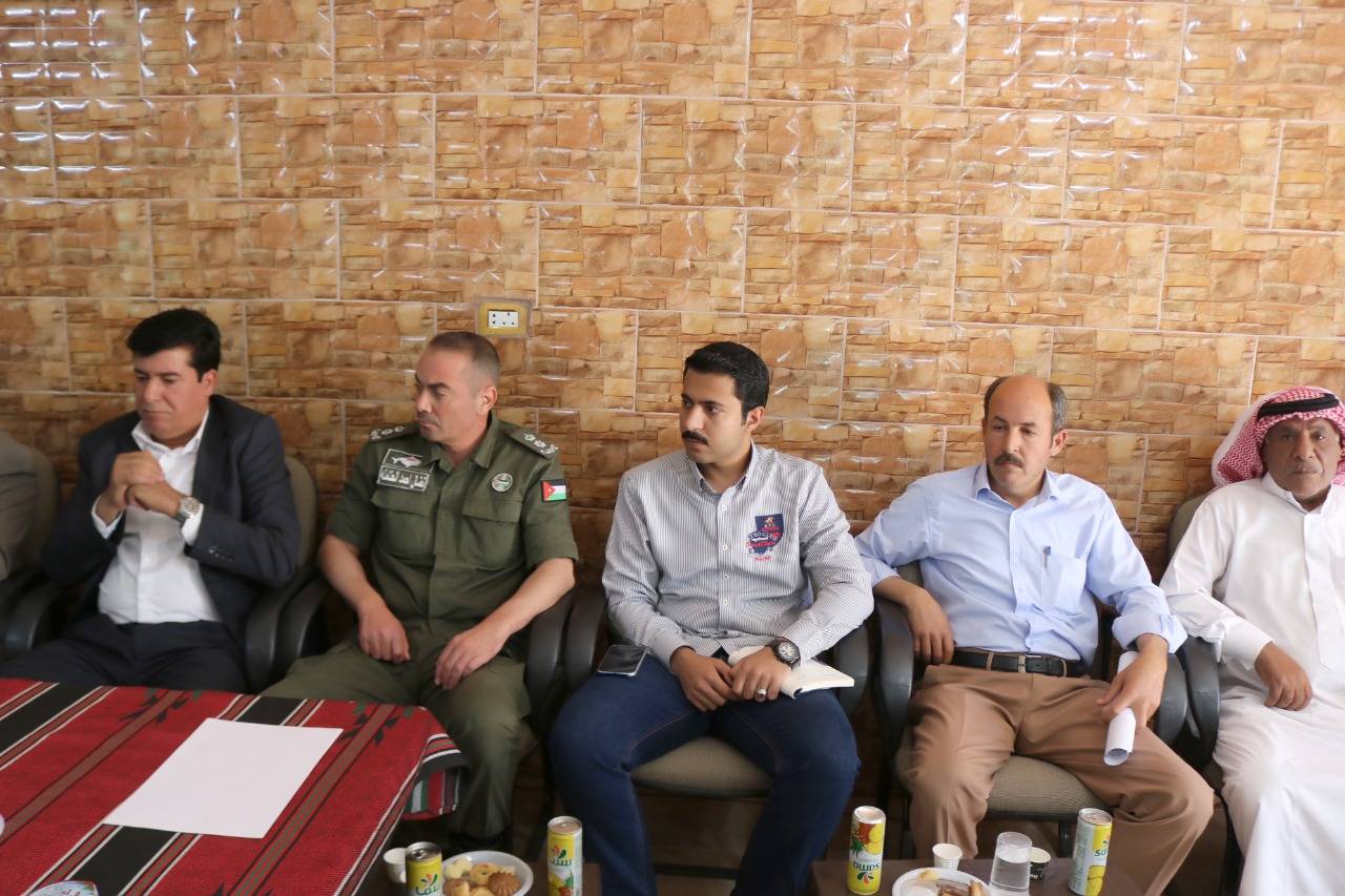 توقيع وثيقة ضبط جلوه عشائريه في الموقر  صور 