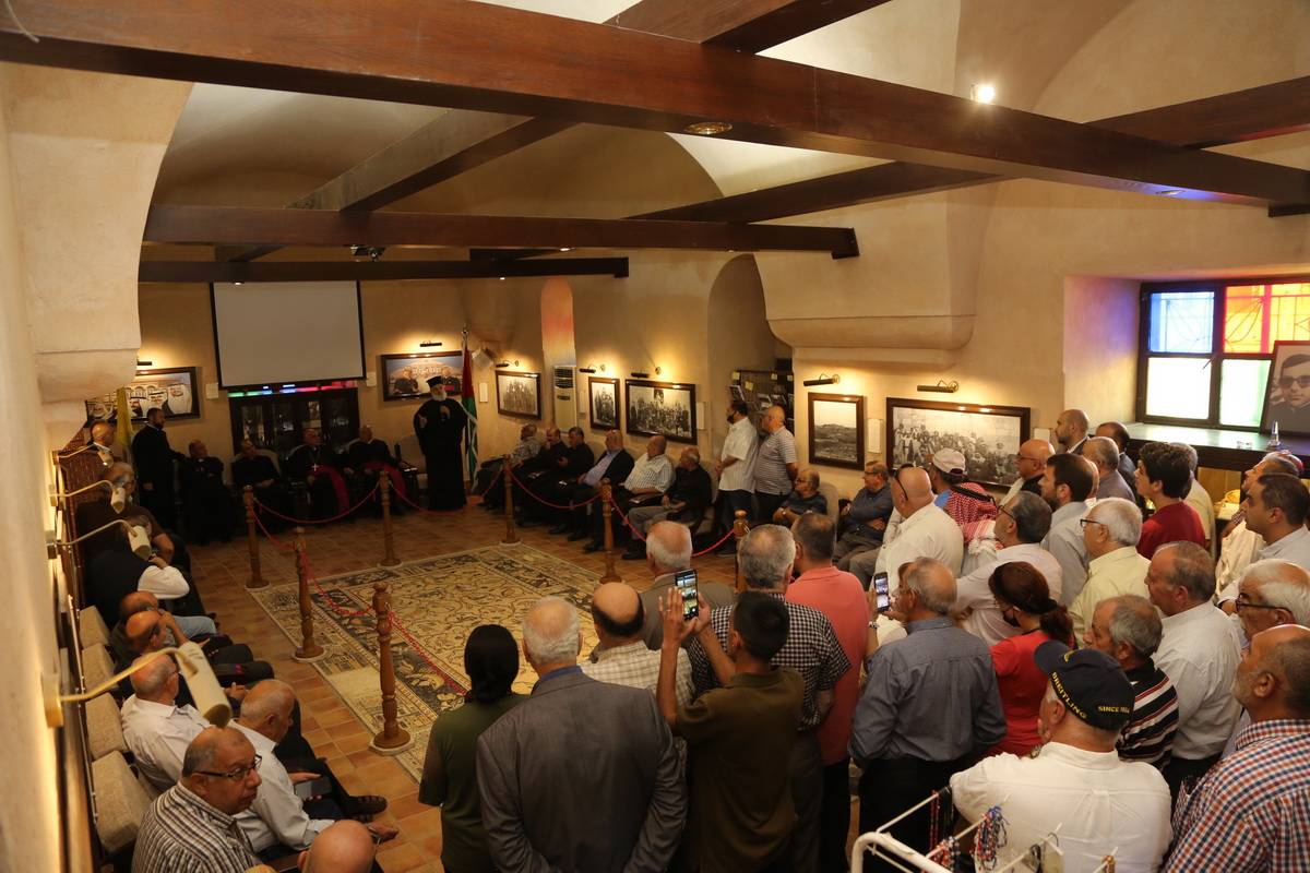 المطران دعيبس يدين الاعتداء على كنيسة مادبا،  ويؤكد اعتزازه بالأجهزة الامنية