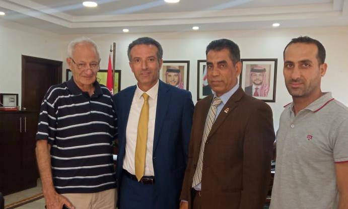 بهدف تقديم أفضل الخدمات للمواطن رئيس بلدية الشفا يكثف جولاته واللقاءات مع المسؤولين