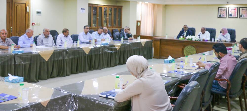  بحث صياغة مذكرة تفاهم بين فرع الزرقاء وغرفة تجارة الزرقاء