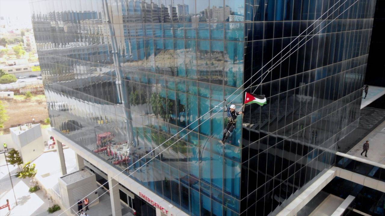 مديرية الأمن العام تنفذ تمريناً وهمياً مفترضاً على مبنى مستشفى العبدلي