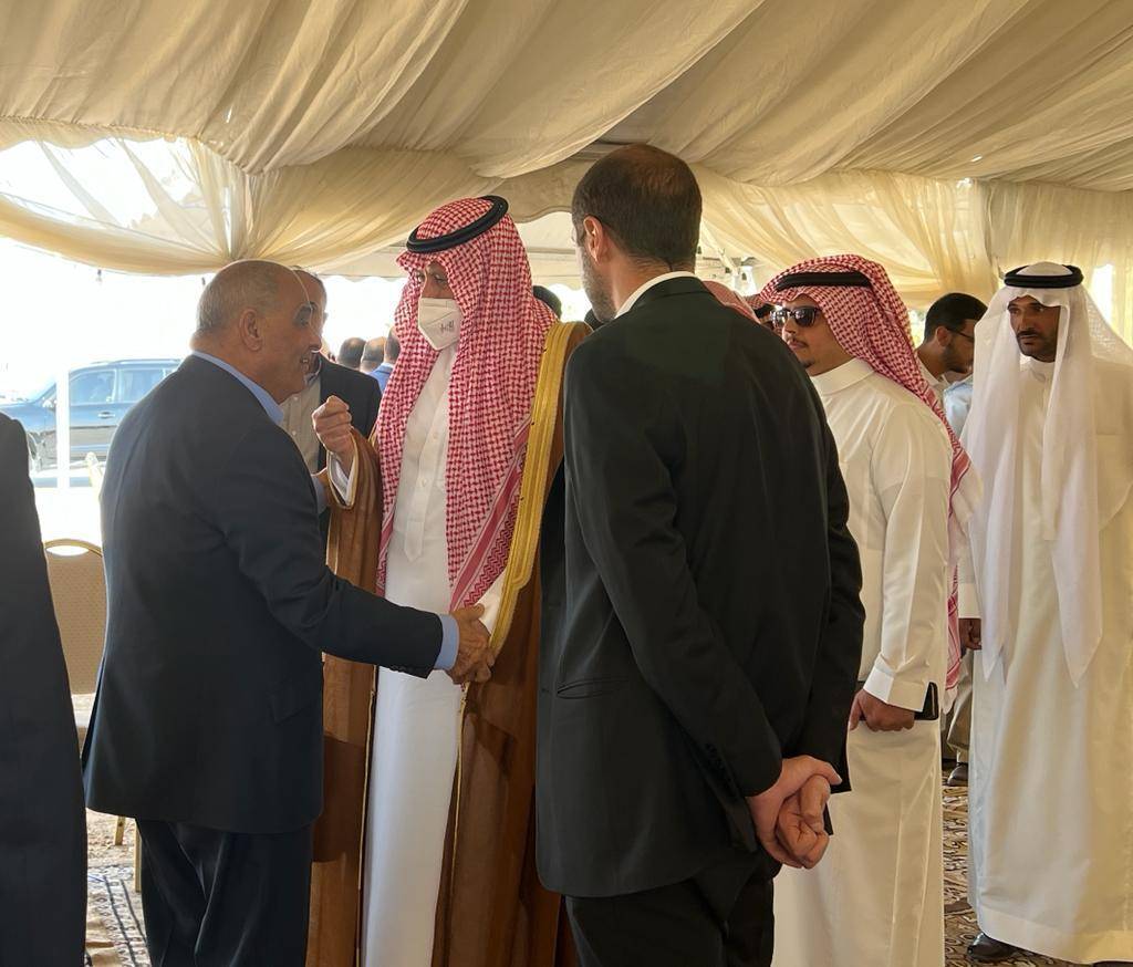 السفير السعودي لدى الاردن يقدم واجب العزاء بوفاة السفير السابق تركي حديثة الخريشا 