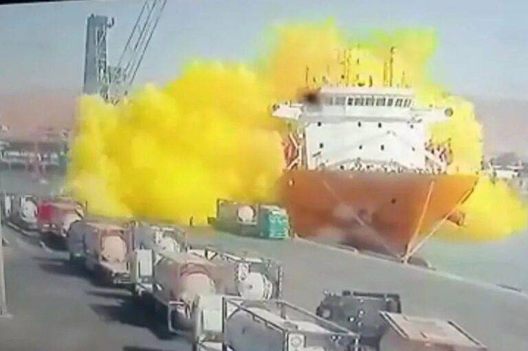 حاوية حادثة العقبة كانت تحمل 20 طنا من غاز الكلورين