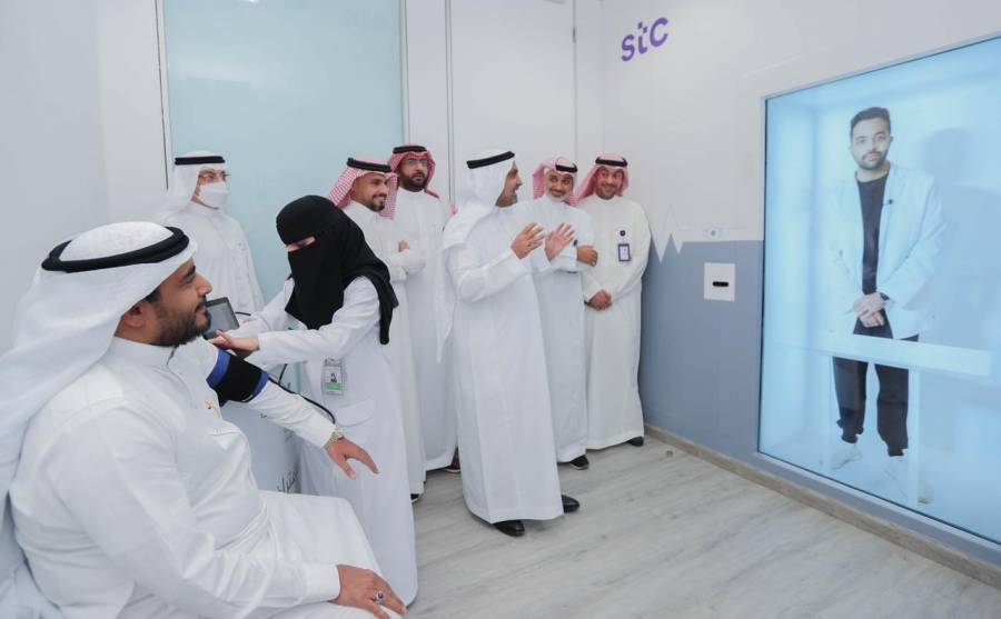 تدشين خدمة (هولو دكتور) في مطار المدينة المنورة لخدمة الحجاج