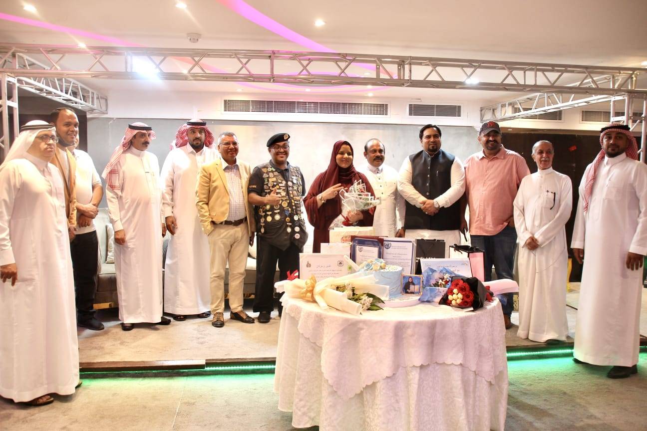 المنسقة الدولية خديجة ملك تحتفل بحصولها على الدكتوراة الفخرية وشهادة تكريم اصدقاء فيدرالية الامم المتحدة