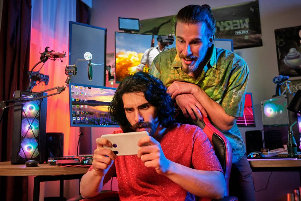 اتصالات من e& تطلق باقات المحتوى الجديدة لتوفير تجارب رقمية متميزة للعملاء