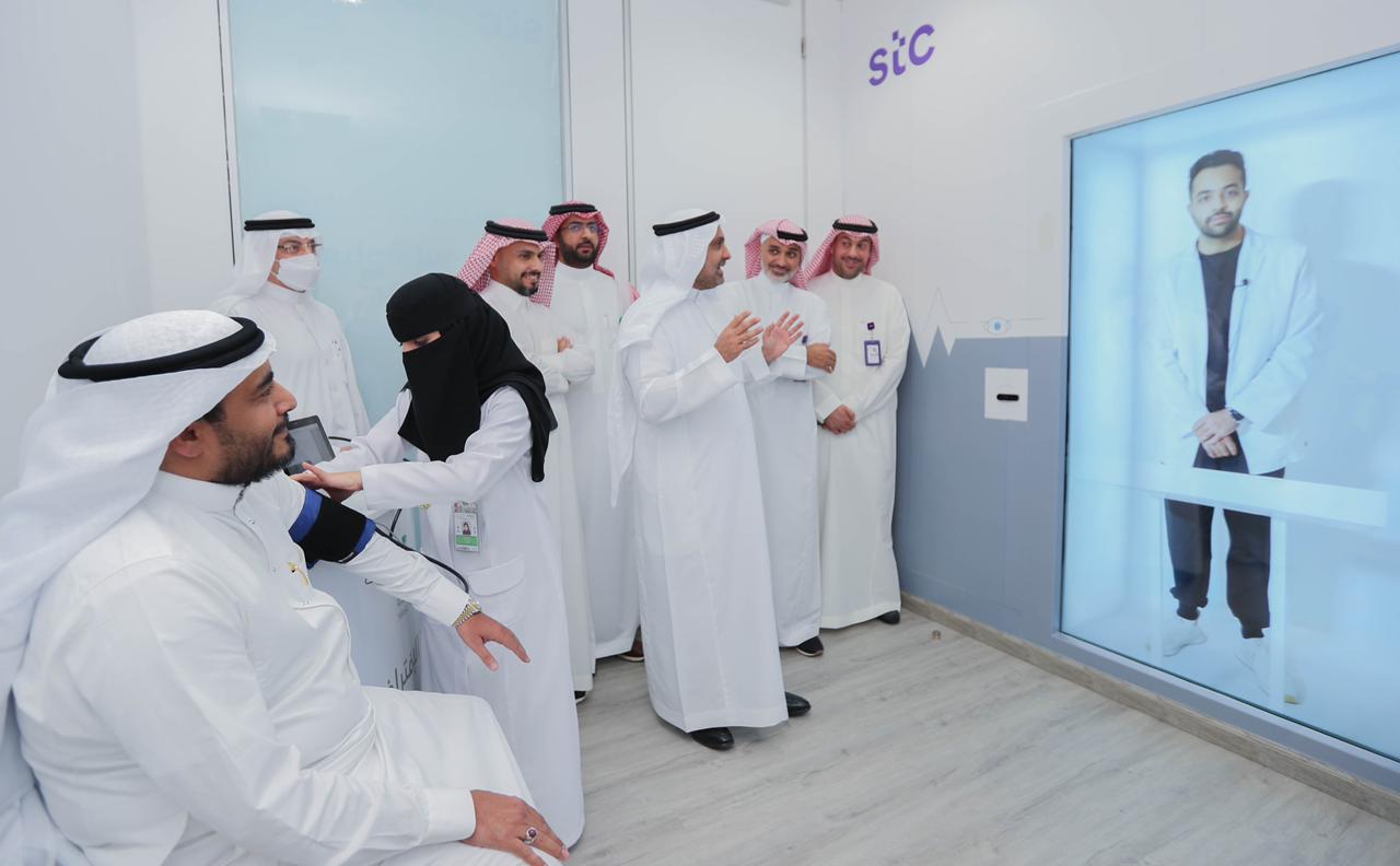 تدشين خدمة (هولو دكتور) في مطار المدينة المنورة لخدمة الحجاج