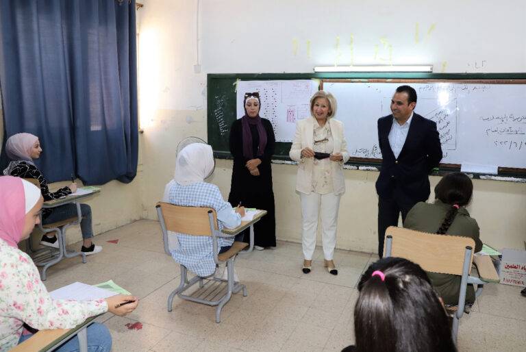 وزيرة التربية بالوكالة: امتحان التوجيهي في يومه الأول جرى بنزاهة عالية جداً