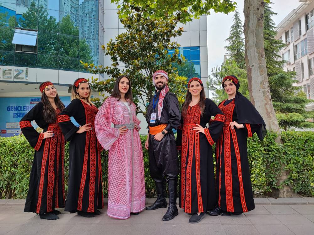 ودق للفنون الفلكلورية والإستعراضية تعود من  تركيا صور