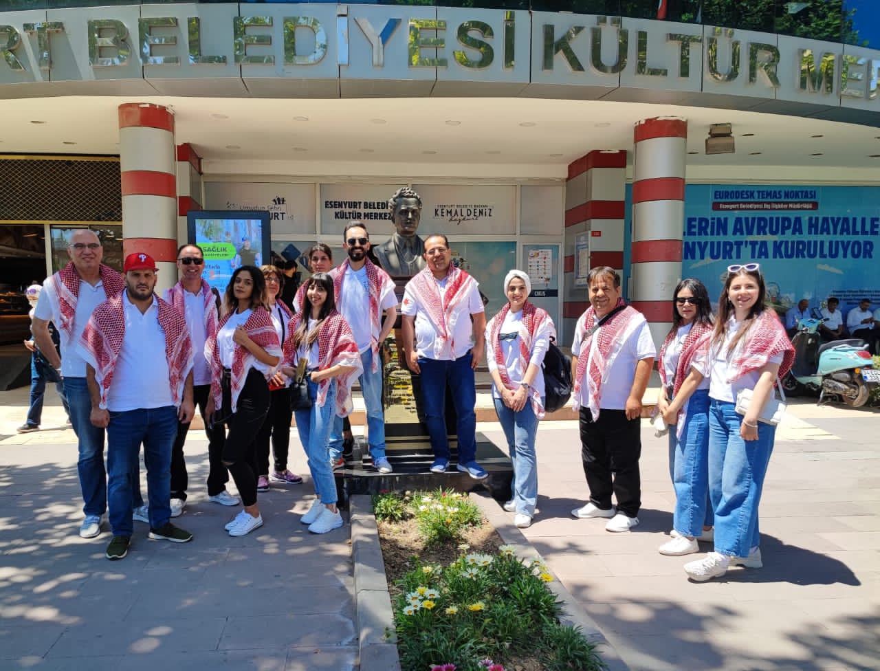 ودق للفنون الفلكلورية والإستعراضية تعود من  تركيا صور