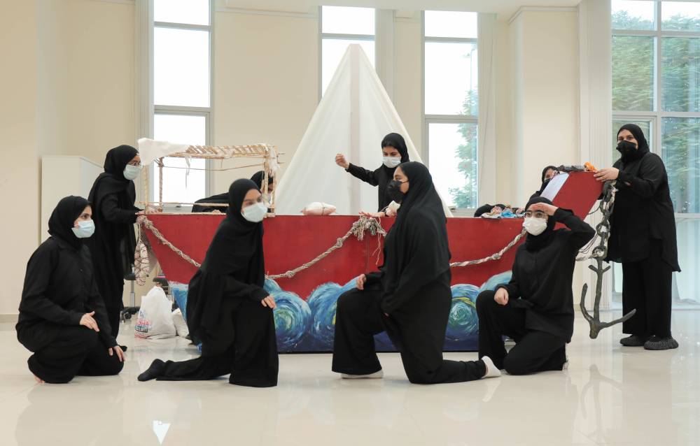 منتسبو ربع قرن في الشارقة يتألقون في المسرح وفنون العرض