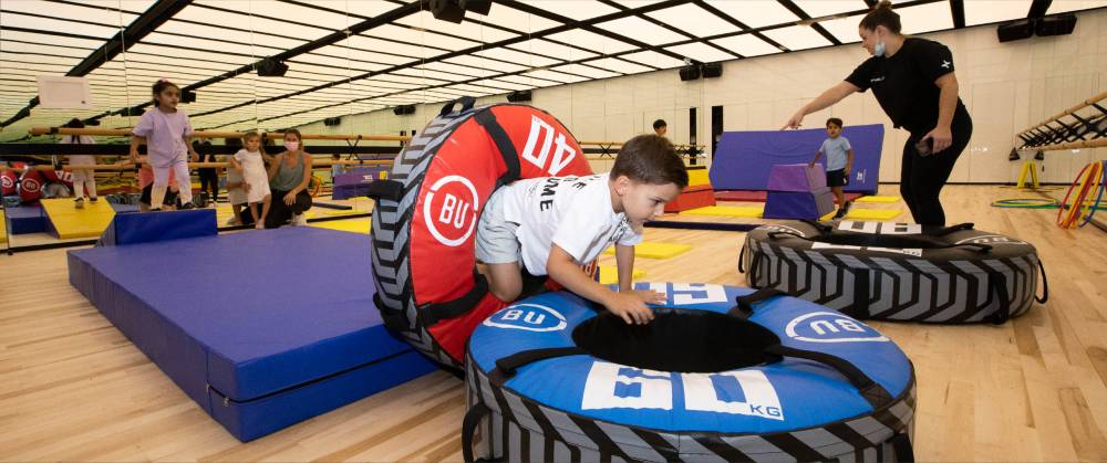 ويلفت تبدأ فعاليات الصيف بأول مضمار عقبات للأطفال في دبي