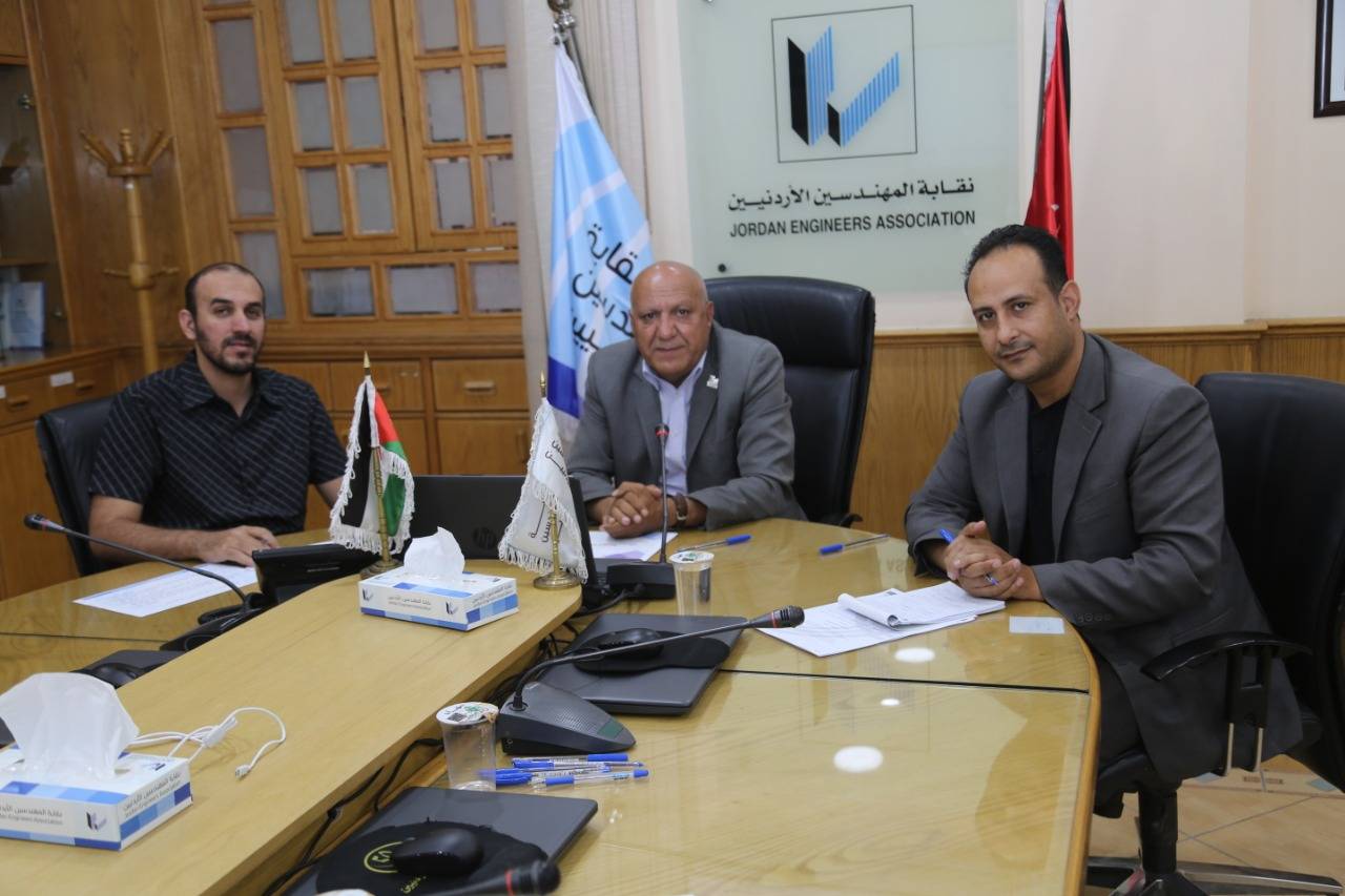 صندوق المسؤولية الاجتماعية في المهندسين يعقد لقاء مع مركز النقابة في القدس