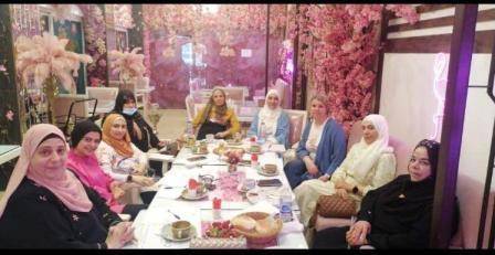 رائدة الأعمال لانا القطان تحث الملهمات على الاهتمام بالتواقيع التي تعكس شخصيتهن